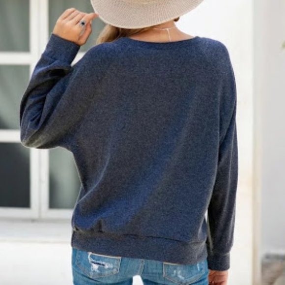 Grey Pullover Leopard Tongue Sweatshirt - Picture 3 of 6